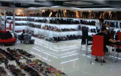 广州外贸鞋子批发市场在哪