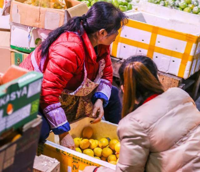 广州增槎路水果批发市场在哪里？怎么挑选水果？